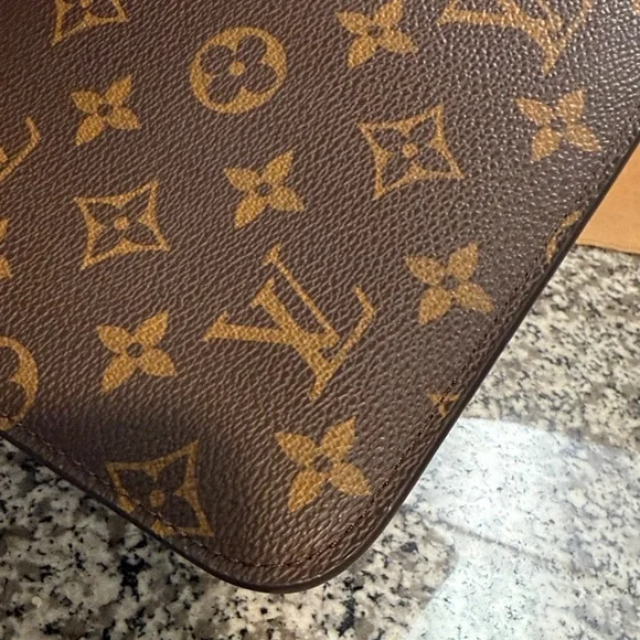 Louis Vuitton Brown and Tan Monogram Pouch Authentic - Picture 10 of 10